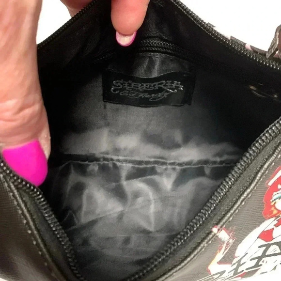 ED HARDY Purse,handbag. Comes with/dust bag, great condition. - Picture 7 of 7